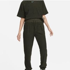 Nike Womens Jacquard Set Olive Nwt